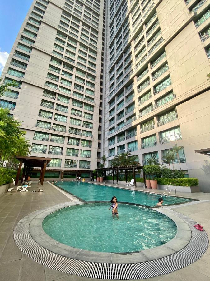 Ortigas 2 Bedroom Corner Unit With 2 Queen Across Shangrila Manila Eksteriør bilde
