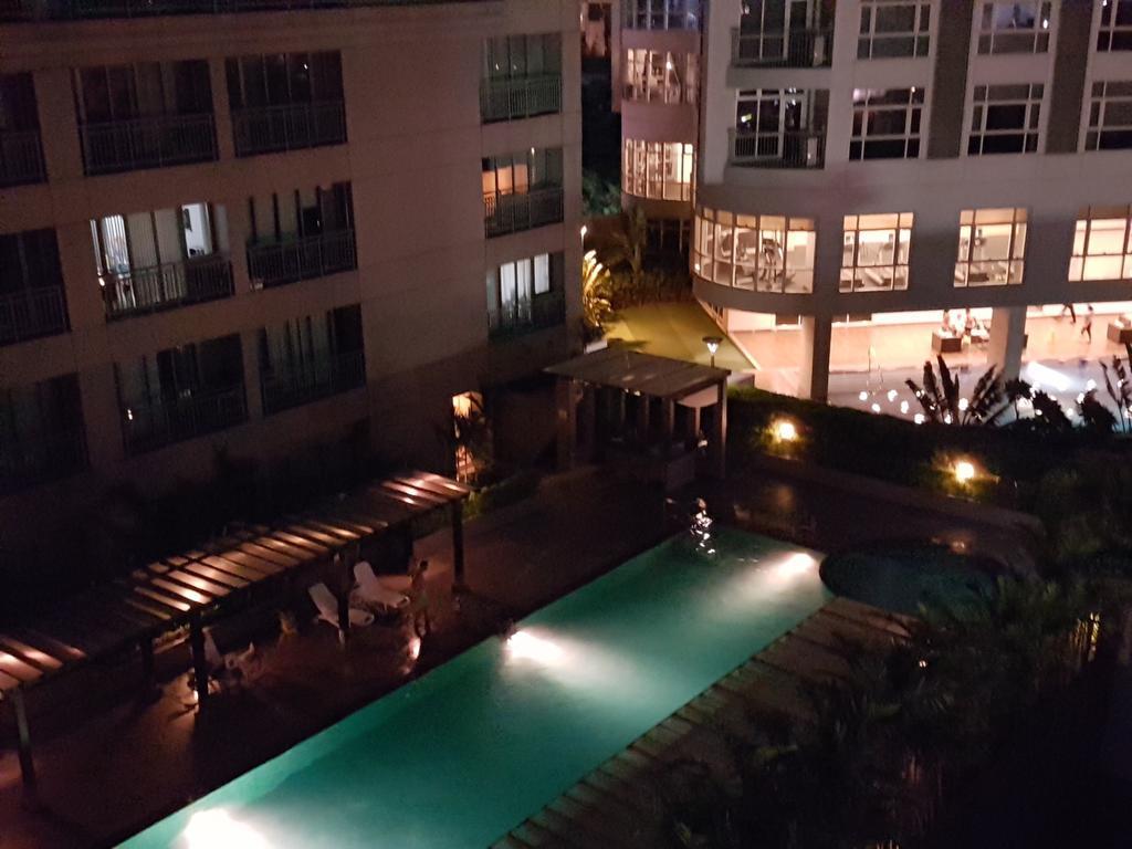 Ortigas 2 Bedroom Corner Unit With 2 Queen Across Shangrila Manila Eksteriør bilde