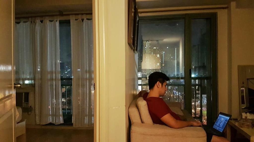 Ortigas 2 Bedroom Corner Unit With 2 Queen Across Shangrila Manila Eksteriør bilde
